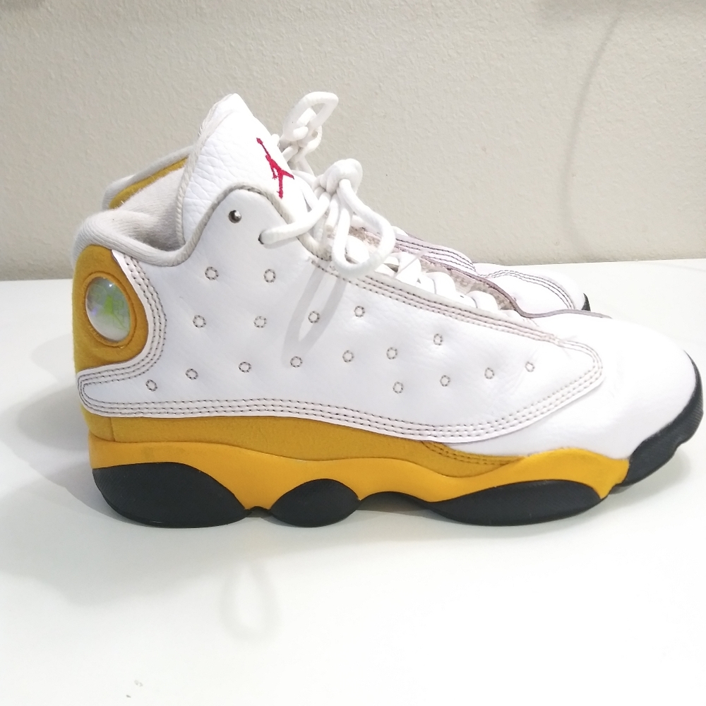Air Jordan 13 "Del Sol" Size 3Y